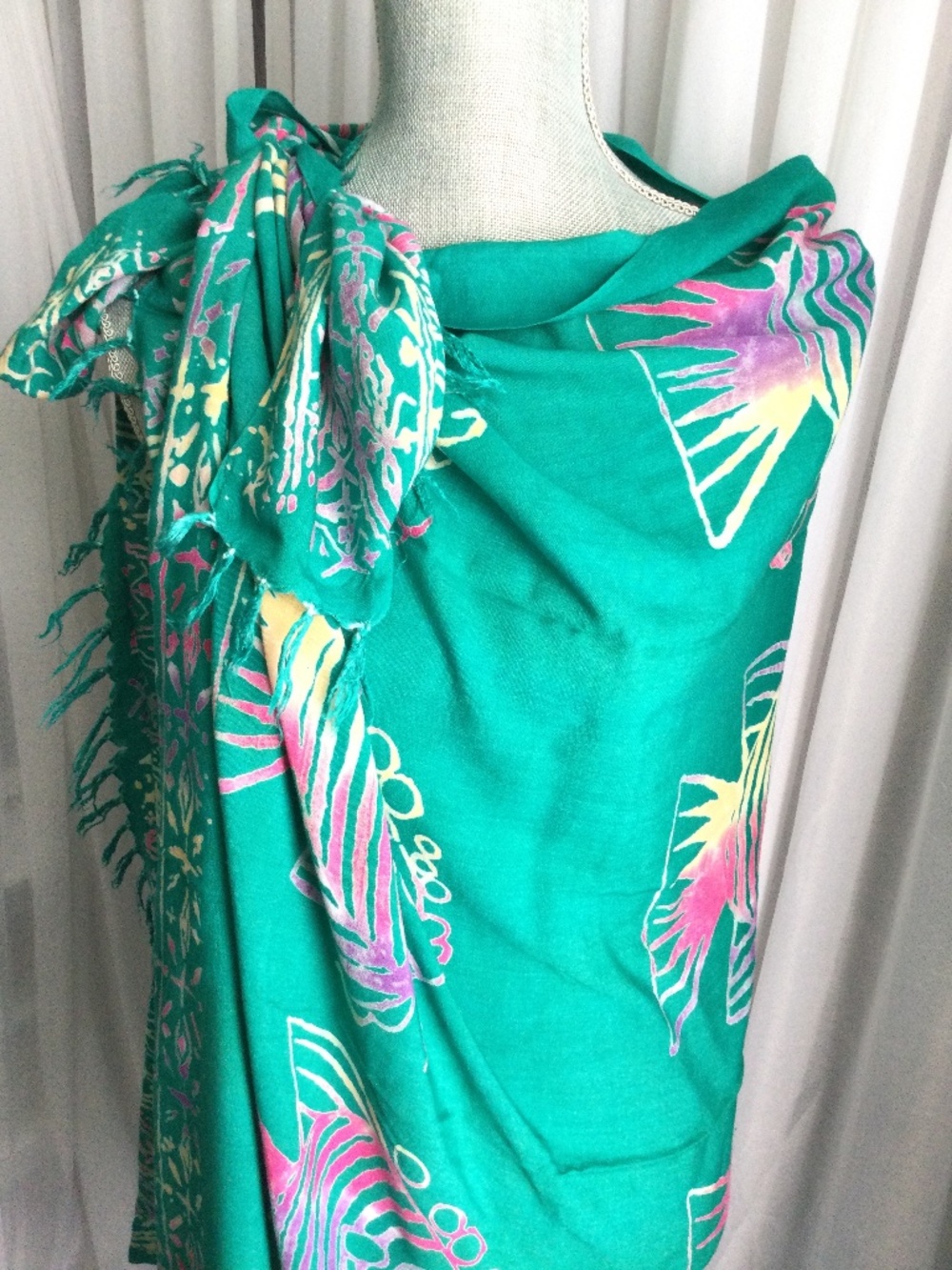 Scarf/sarong/wrap colorful rayon